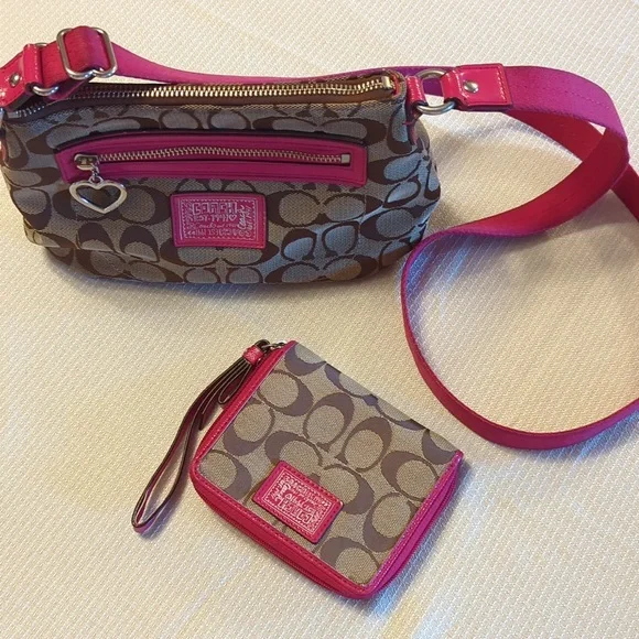 Coach Cross-Body & Matching Wristlet/Wallet - Picture 4 of 6